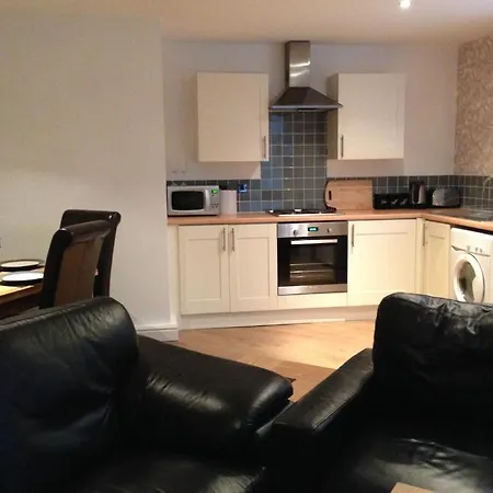 Serviced * Yarm